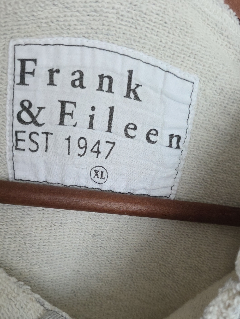 Frank & Eileen Hoodie - Picture 3 of 9
